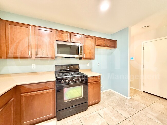 Photo - 1032 E Daniella Dr