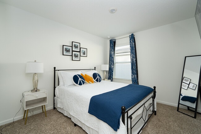 Photo - 17 Evermore Ct