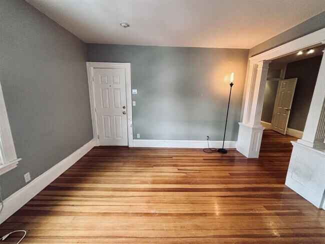 Photo - 100 Woodstock St Unit 3