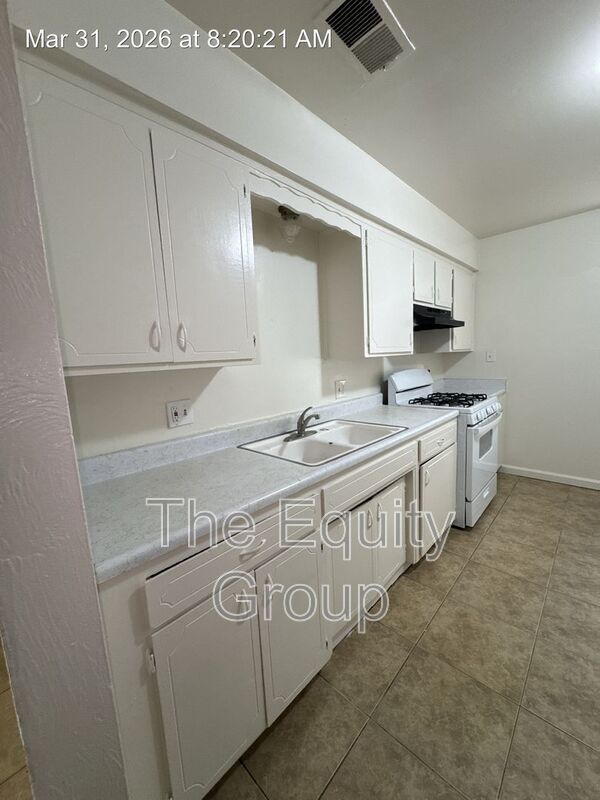 Photo - 527 S Garden St Unit #4