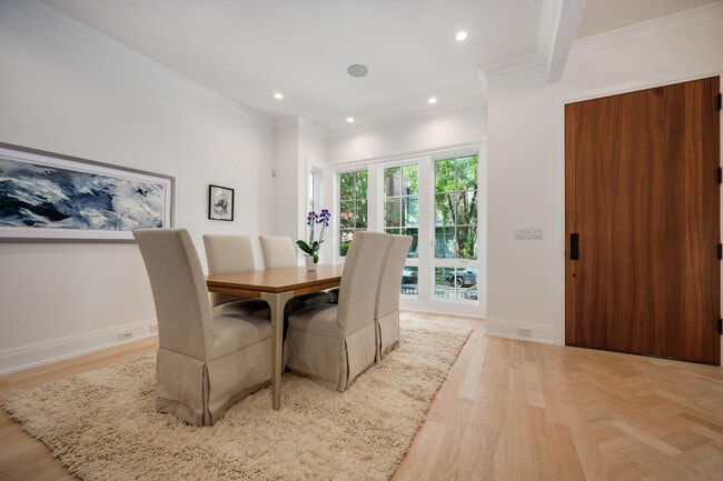 Photo - 2205 W Huron St