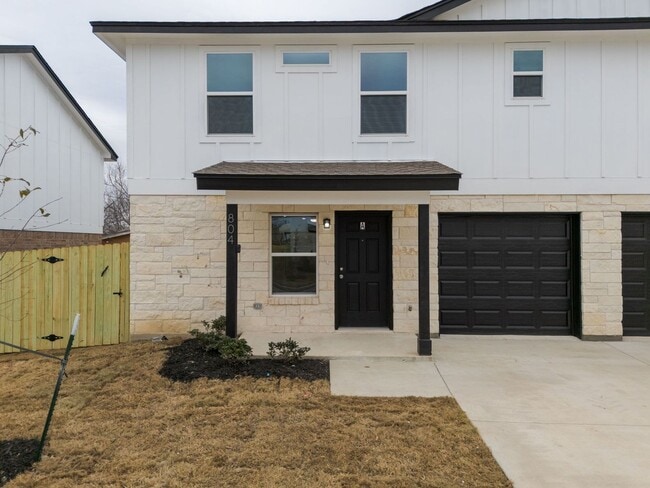 Photo - 804 White Meadow Ln Unidad A