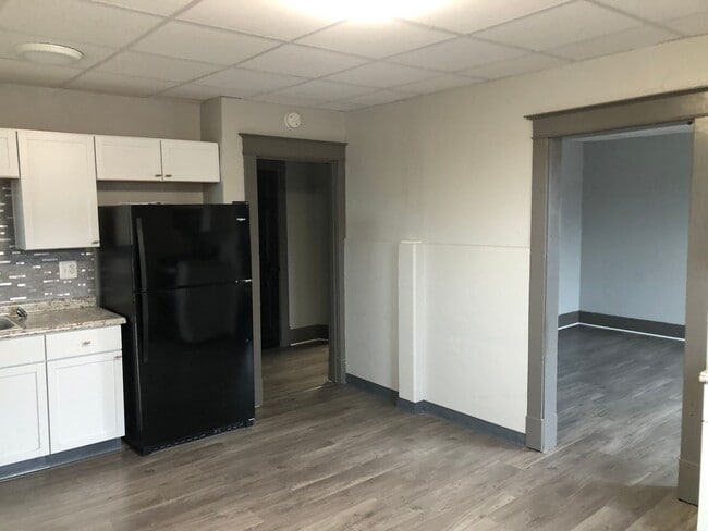 Photo - McKees Rocks / Sheraden / Windgap - 1 BR, 2nd floor Apartment - Section 8 Welcome! Unit Apt. #2