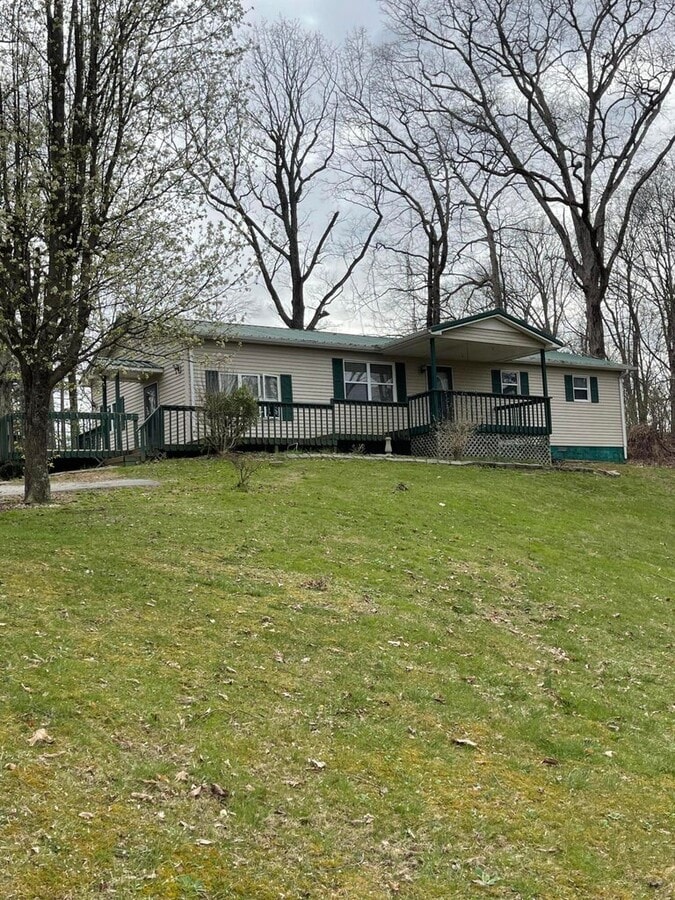 Photo - 974 Burnett Rd