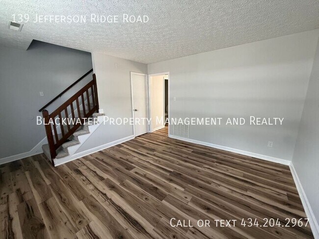 Photo - 139 Jefferson Ridge Rd