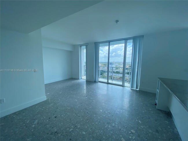 Photo - 185 SW 7th St Condo Unit 1500