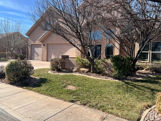 Building Photo - "Spacious 5-Bedroom Oasis with 3 Full Baths in Beautiful St. George – 2,998 Sq. Ft. of Comfort!"