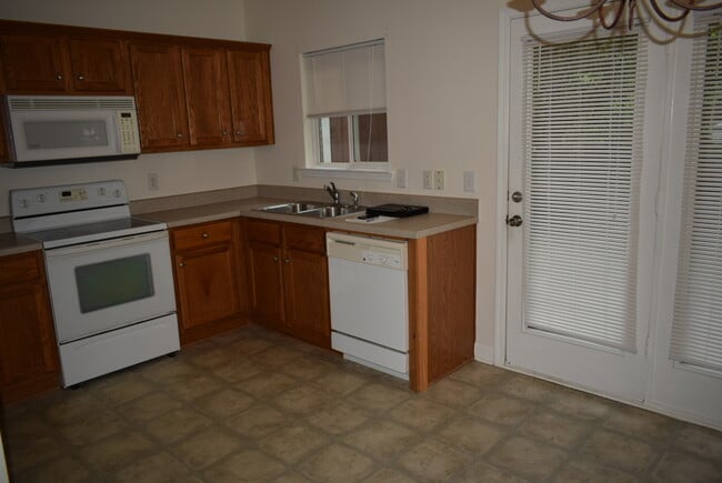 Photo - 3535 Bell Rd