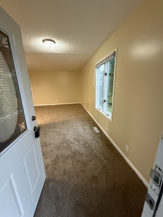 Photo - 113 S Lynn St