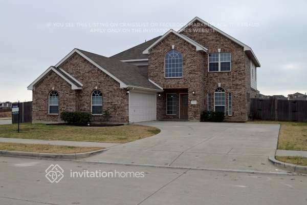 Building Photo - 3832 Sevenoaks Dr