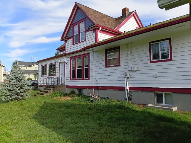 Photo - 2322 S 25th St