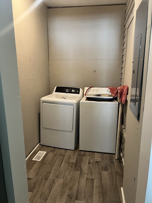 Photo - 1409 Bradt St