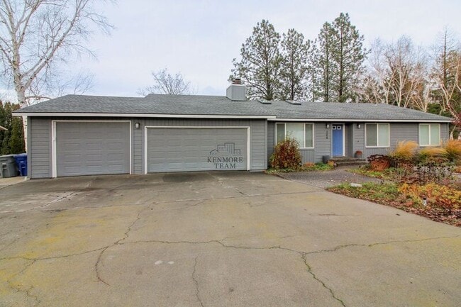 Building Photo - 208 Wallace St