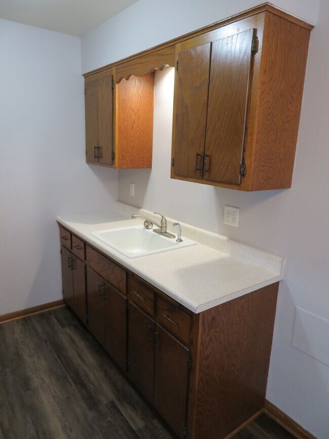 Photo - 700 W State St Unit 700 Apt#5