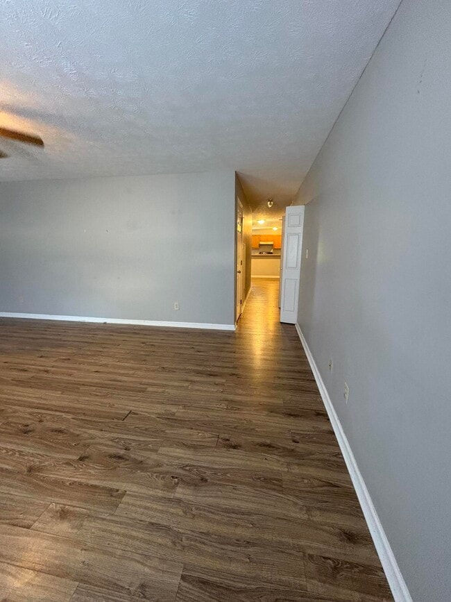 Photo - 201 Joey Way Unit B