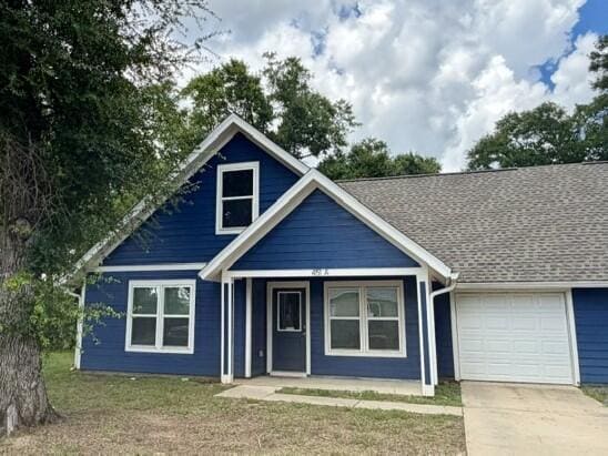 Building Photo - 451A Amos St