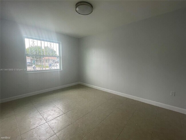 Photo - 3 br, 2 bath House - 2260 NW 61st St