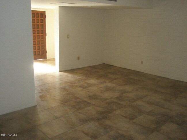 1337 E Fort Lowell Rd Unit B
