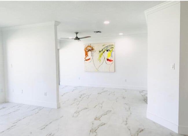 Photo - 331 Tequesta Dr Unit 223