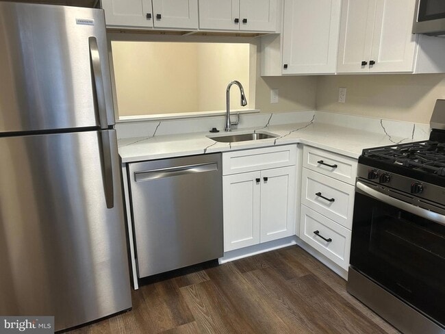 Photo - 804 Briarwood Ct