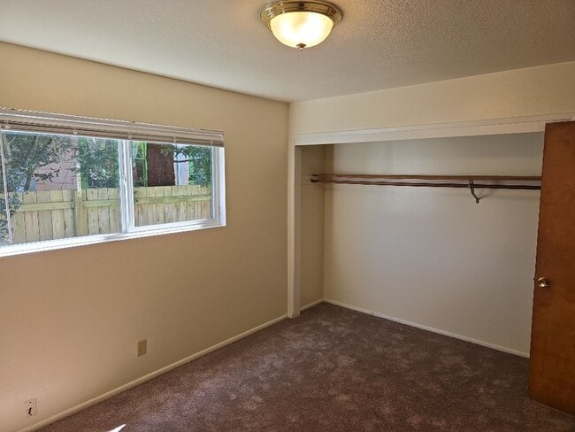Photo - 3124-3130 California [PRM: Andrew] (4) Unit 3124 California [PRM: Andrew]