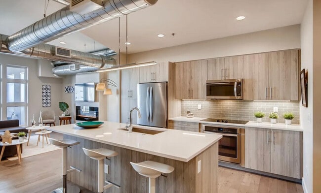 Photo - 3198 Blake St Unit 405b