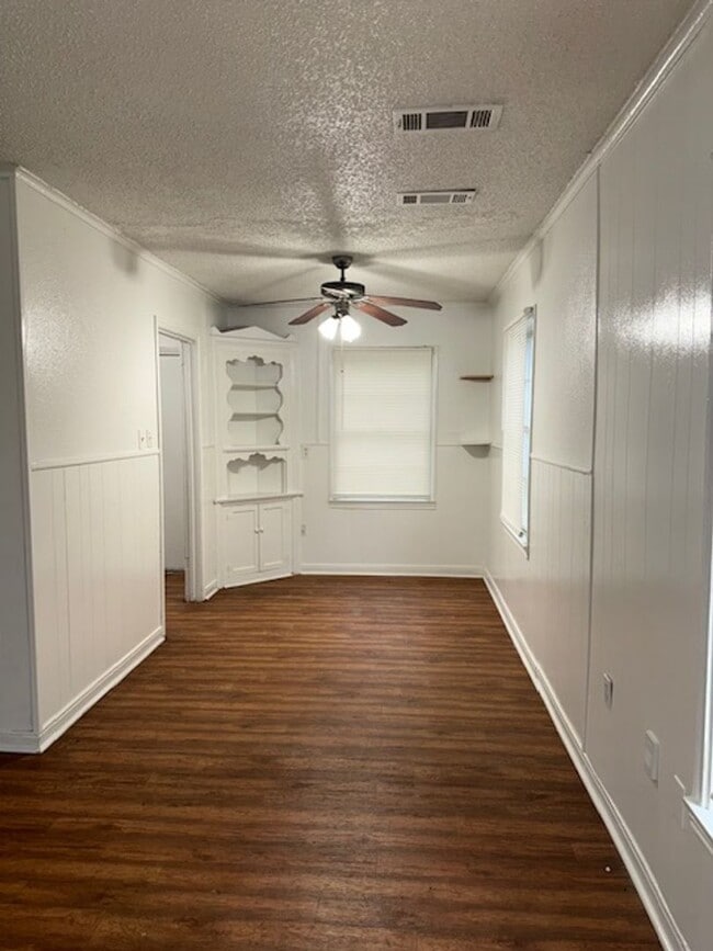 Photo - Adorable 2 bedroom 1 Bath