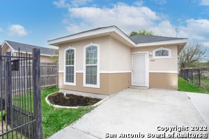 Building Photo - 2009 Colima St