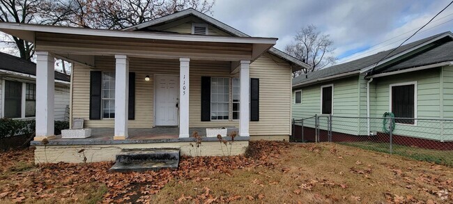 Building Photo - A charming 3-bedroom, 1.5-bathroom ( Pictu... Rental