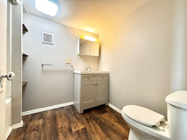 Photo - 512 Sewickley Ave Unit 2