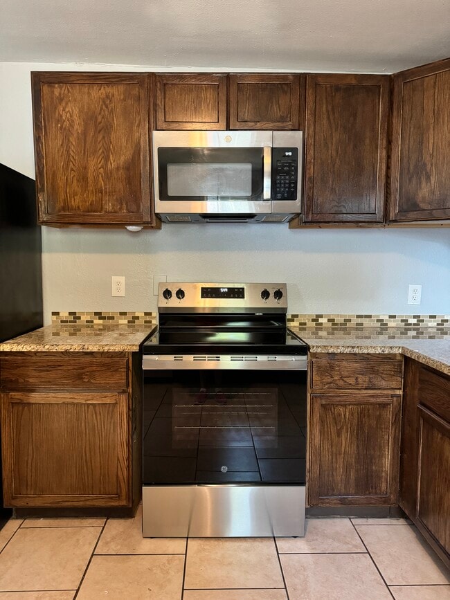Photo - 2730 Bolivar St