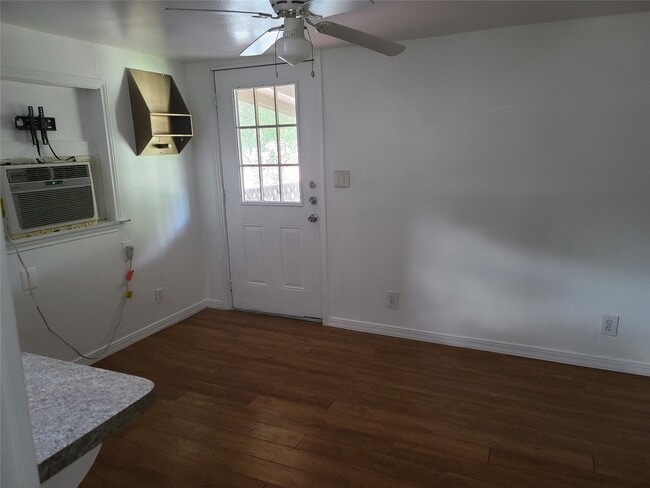 410 N D Ave