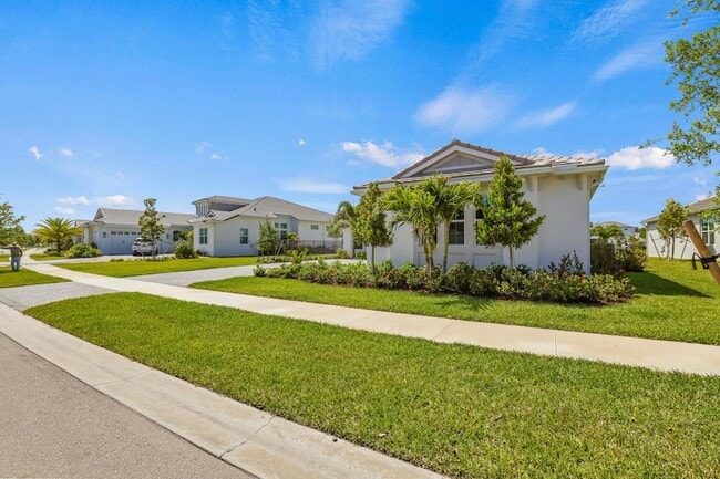 Photo - 14823 Wildwood Cir
