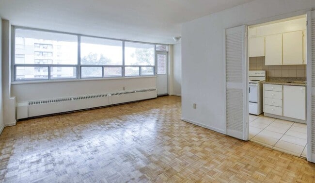 Photo - Birchmount Park Towers