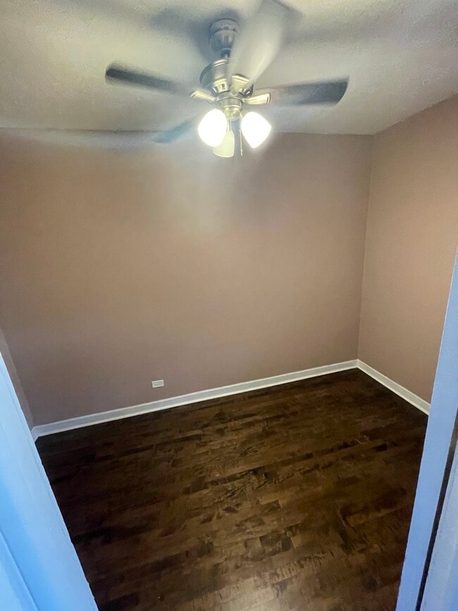 Photo - 3141 N Central Park Ave Unidad 2