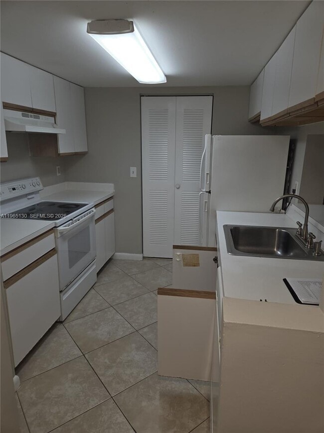 Photo - 9755 Westview Dr Unit 1213