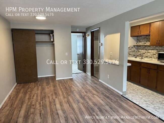 Photo - 1909 Ferndale Rd NW Unit 14