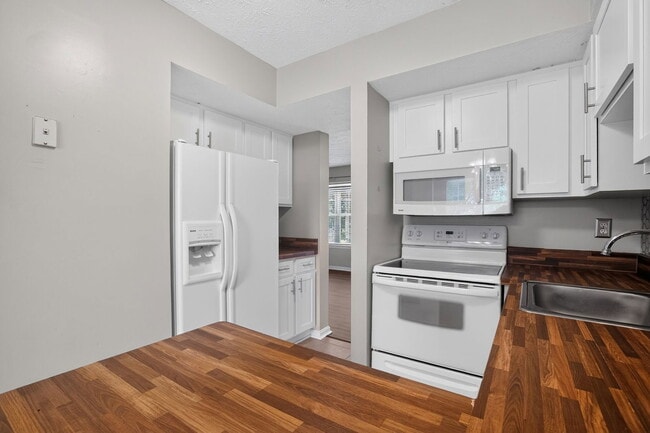Photo - 6003 Bobcat Ct