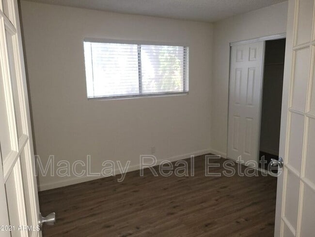 Photo - 424 W Brown Rd