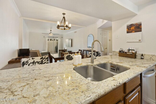 Photo - 3039 N 38th St Unidad 11