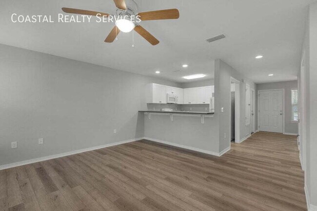 Photo - 2259 Whitman Ln
