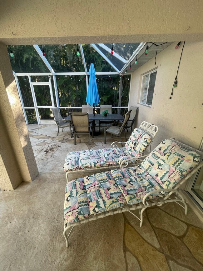 2043 NW 6th Terrace