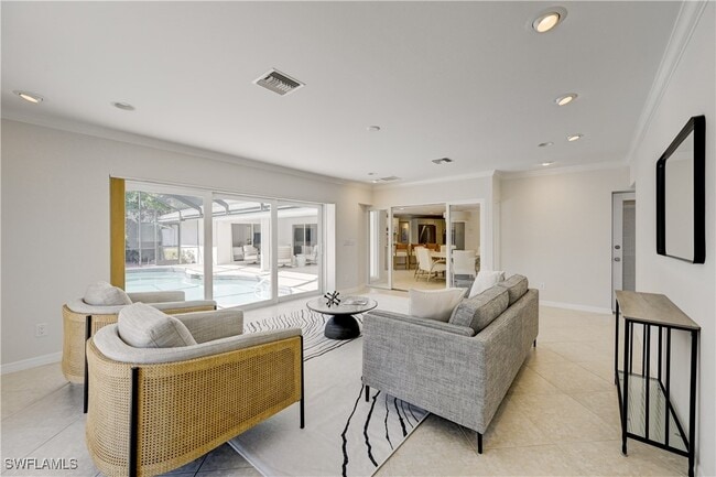 Photo - 660 14th Ave S