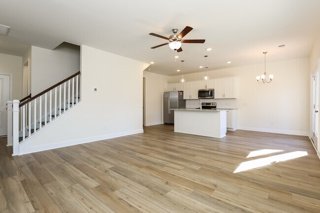 Photo - 2004 Tyler Farms Rd