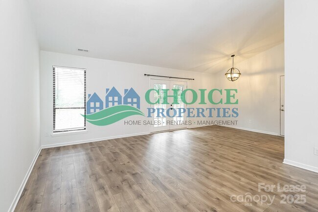 Photo - 10319 Osprey Dr