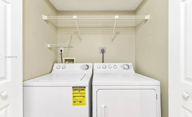 Laundry - 7670 Westwood Dr Unit 720