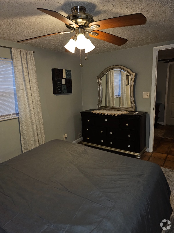 Building Photo - 1 Drexel Rd Rental