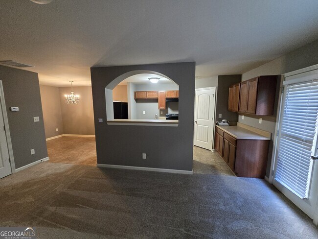 Photo - 175 Oakland Hills Way