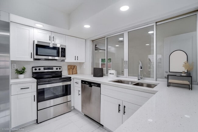 Photo - 4971 SW 7th Ct