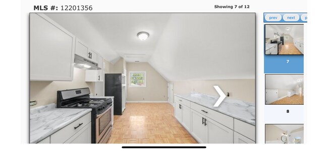 Kitchen - 5632 W Berenice Ave Unit 3